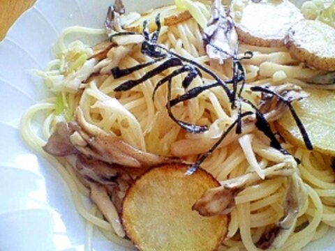 柚子こしょう＆キノコ＆じゃがいものパスタ